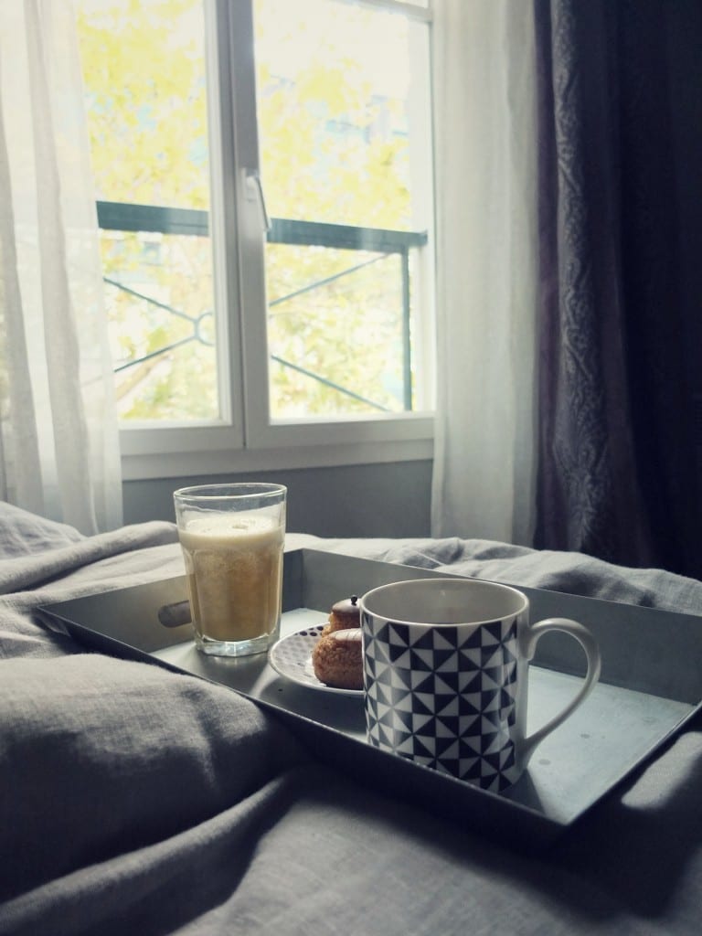 petit déjeuner au lit